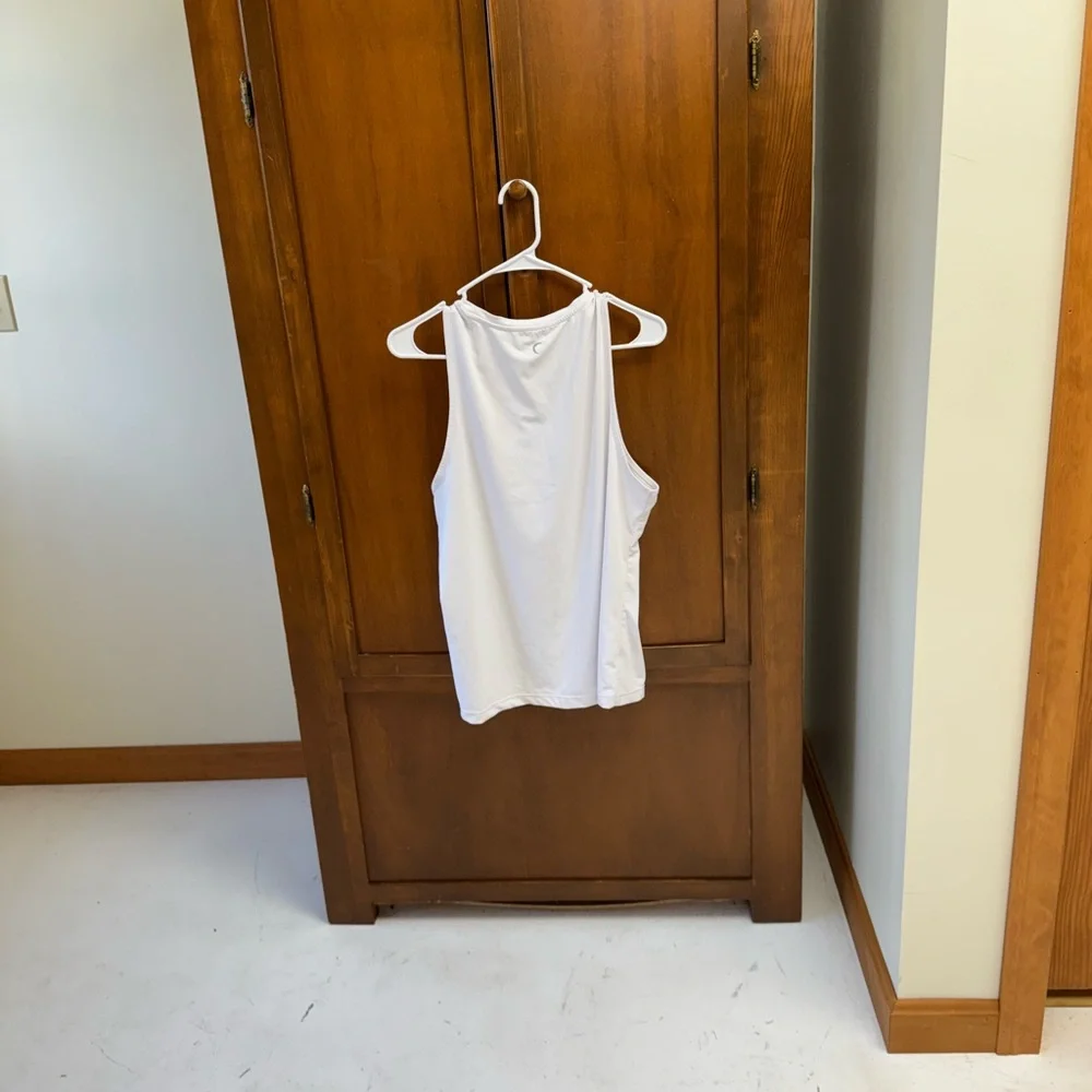 ZYIA ACTIVE workout tank top XL poly spandex white rainbow logo - Picture 2 of 6